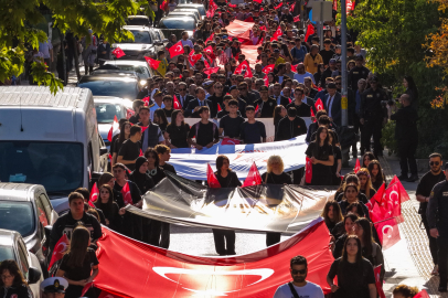 Yalova’da 19 Mayıs coşkusu gençlik yürüyüşüyle başladı