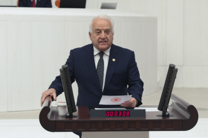 Vekil Becan, “Umudu yeniden büyütecek olan gençlerimize güveniyoruz”