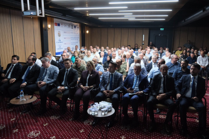 Altınova’da hayata geçirilecek 45 proje tanıtıldı
