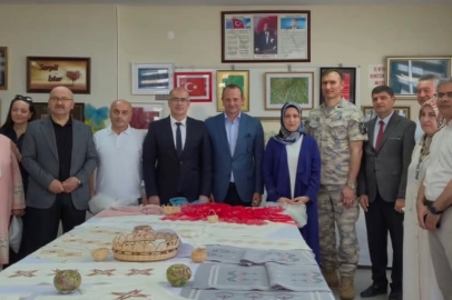 Çiftlikköy Halk Eğitim Merkezinden Yıl Sonu Sergisi