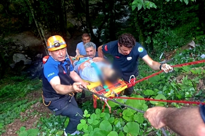 Termal’de feci kaza! Motosikletle 30 metre uçuruma yuvarlandı