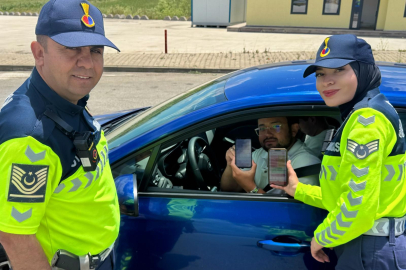 Yalova Jandarma ekipleri HAYAT 112 ACİL Uygulamasını tanıttı