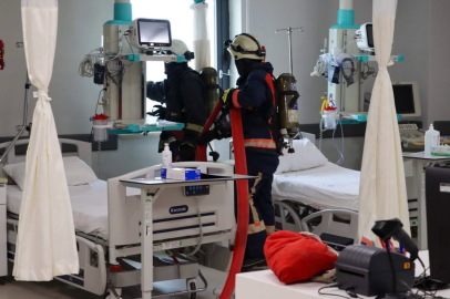 Yalova Hastanesi'nde gerçeği aratmayan yangın tatbikatı