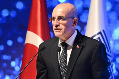 Mehmet Şimşek'ten enflasyon mesajı: "Geç de olsa başaracağız"