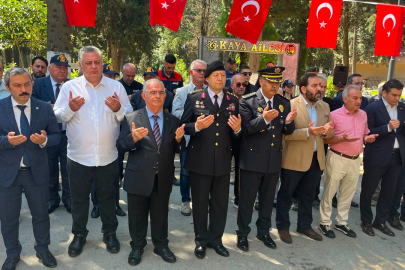 Yalova'da şehitler kabirleri başında dualarla anıldı