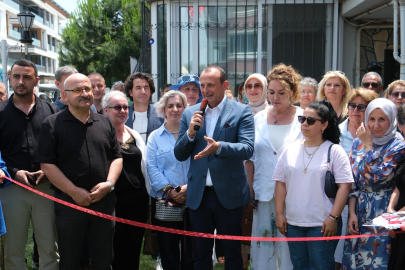 Başkan Yele, resim ve dikiş kursiyerlerinin sergisini açtı