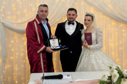 Başkan Yılmaz Tavşan, Şeyma ve Fatih çiftinin nikahını kıydı