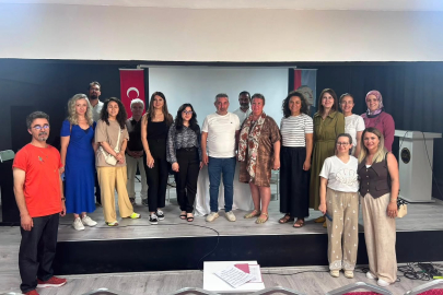 Öğretmenler Ergenlik ve Kimlik Arayışı Eğitiminde buluştu