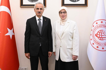 Meliha Akyol Bakan Uraloğlu ile Yalova yatırımlarını görüştü