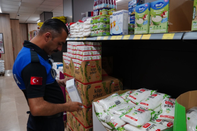 Armutlu Belediyesi’nden marketlere sıkı denetim
