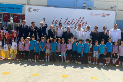 Yalova’da 56 bin öğrenci karne sevincini yaşadı