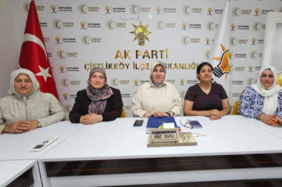 AK Parti Çiftlikköy ilçe kadın kolları haftalık olağan toplantısını gerçekleştirdi