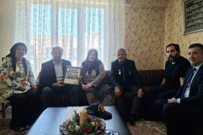 Ersin Tatar’dan Kıbrıs şehitlerinin ailelerine vefa ziyareti