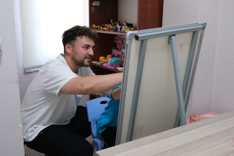 ciftlikkoy-de-sosyal-destekler-hiz-kesmiyor-7-1783085330-835-x750.jpeg