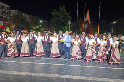 Dünyanın renkleri Çınarcık’ta buluştu