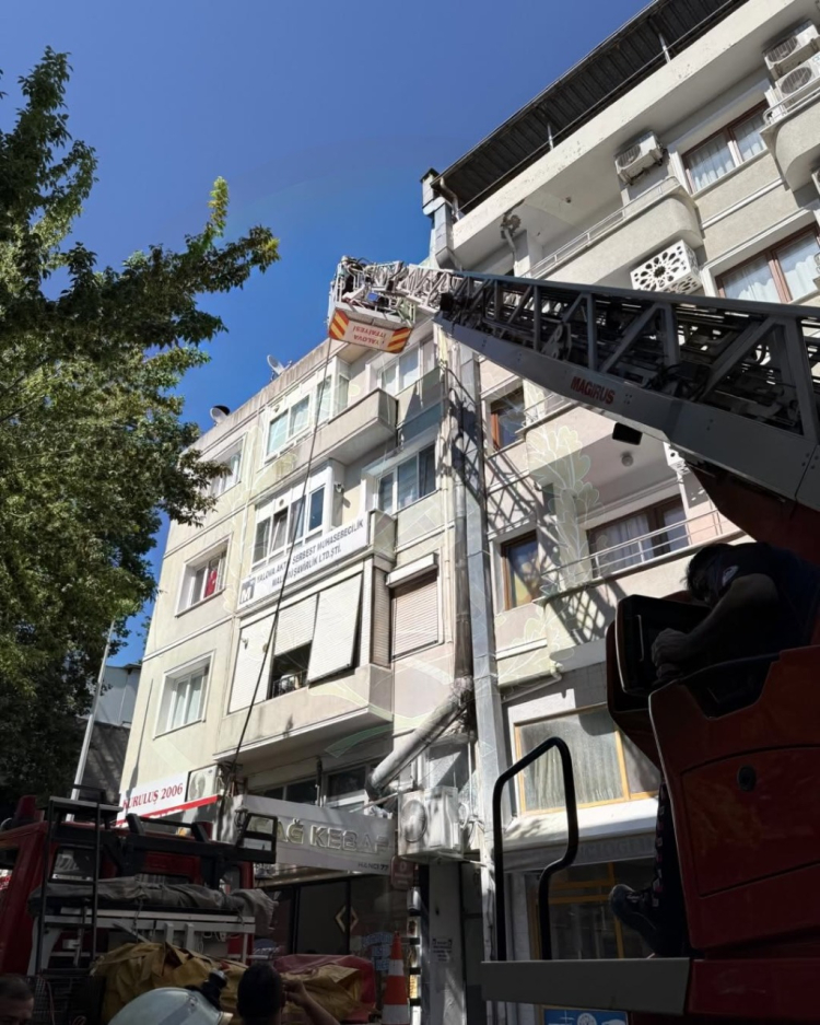 yalova-da-korkutan-baca-yangini-1-1783930771-15-x750.jpeg