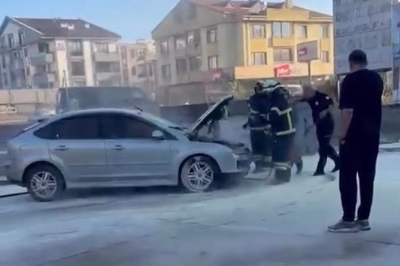 Çiftlikköy’de yürekleri ağza getiren araç yangını