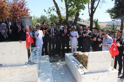 Yalova'da şehitler mezarları başında anıldılar