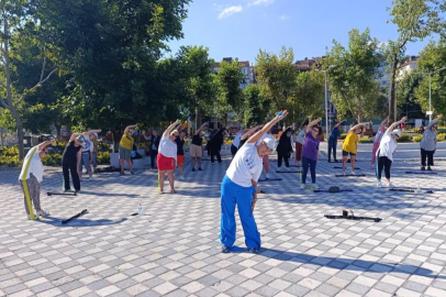 Çınarcıklı kadınlar yeni güne sporla başladı
