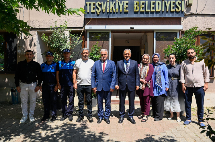 vali-usta-belde-belediye-baskanlarini-ziyaret-etti-5-1784278038-97-x750.jpeg