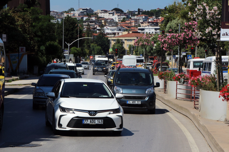 yalova-da-arac-sayisi-103-bin-429-oldu-2-1784535107-989-x750.jpeg