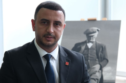 Savaş Kaşıkçı görevden alındı! Cüneyt Çalışkan yeniden CHP Çiftlikköy İlçe Başkanı