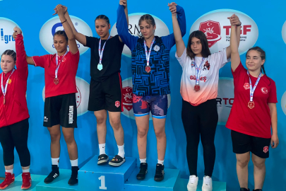 Türkiye Güreş Şampiyonası’nda Yalova’ya 3 madalya