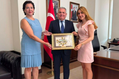 Ayşen Tüzünataç’tan Gence Başkonsolosluğu’na ziyaret