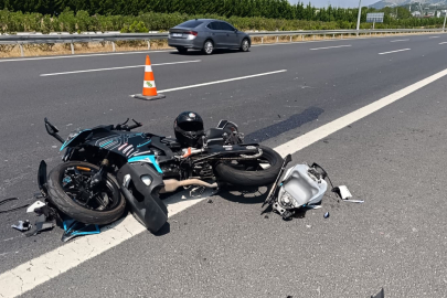 Yalova'da motosiklet kamyona çarptı! Sürücü ağır yaralı