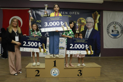 Uzmanlar Koleji öğrencisinden satrançta büyük başarı!