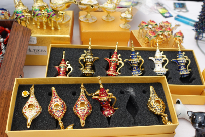 Yalova İkinci El Eşya Pazarı bu hafta da yoğun ilgi gördü