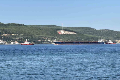 Yalova’ya gelen dev kargo gemisi Çanakkale Boğazı'nda arızalandı