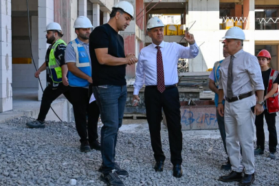 Vali Usta Valilik Binası inşaatını denetledi