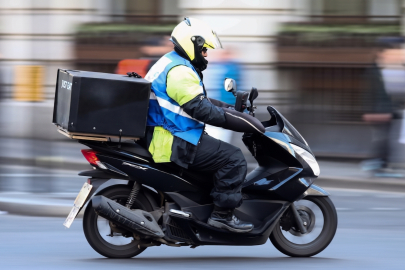 Motokuryeler trafikte tehlike saçıyor