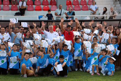 Yalova Belediyesi Yaz Spor Okullarında 482 sporcu belgelerini aldı