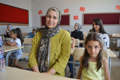 Aileler çocuklarının okula uyum sürecine eşlik edecek