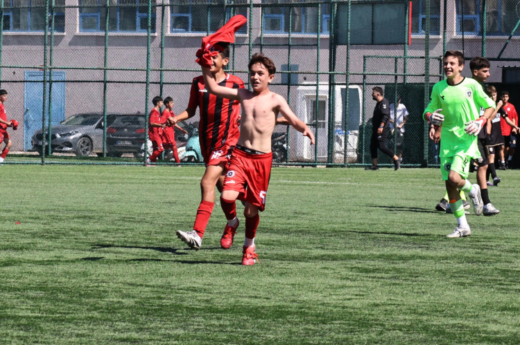 Çiftlikköyspor Gelişim Liglerine iki galibiyetle başladı