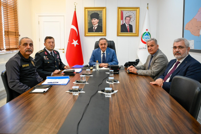 Yalova Valisi  Usta, Okul Güvenliği Toplantısına katıldı