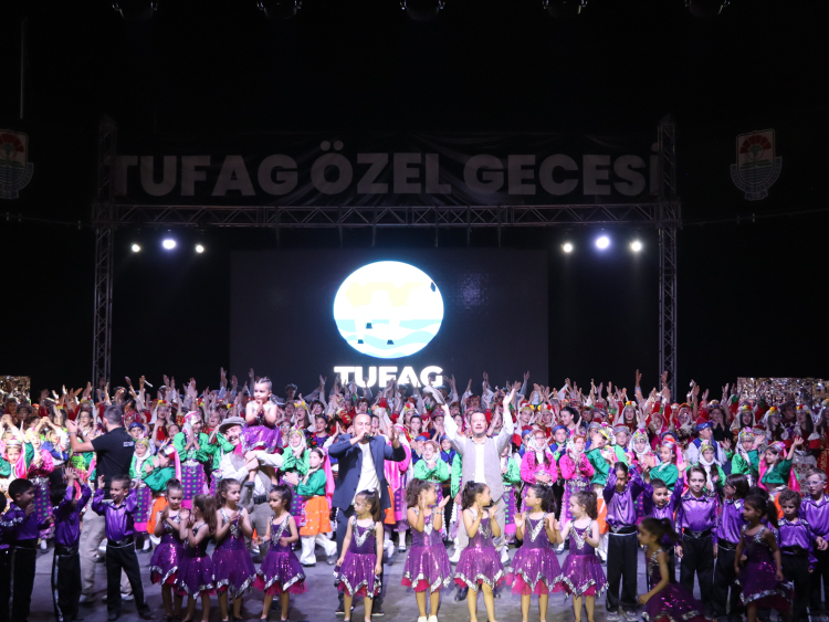 Yalova’nın önde gelen halk oyunları derneklerinden Yalova Turizm Folklor Araştırma Geliştirme Spor Kulübü için yeni dönem kayıtları devam ediyor