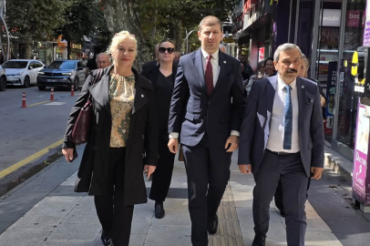 İyi Parti’den Yalova’da yoğun saha mesaisi: GİK Üyesi Yalova’da esnafı dinledi