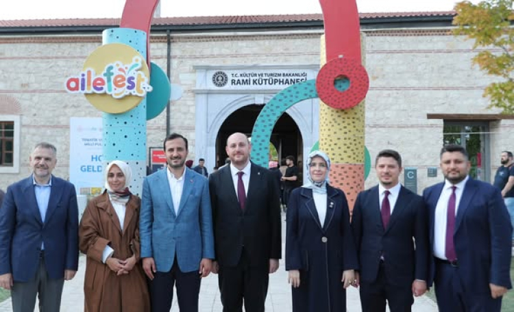 ve Yalova Milletvekili Ahmet Büyükgümüş,  AileFest’i ziyaret etti.