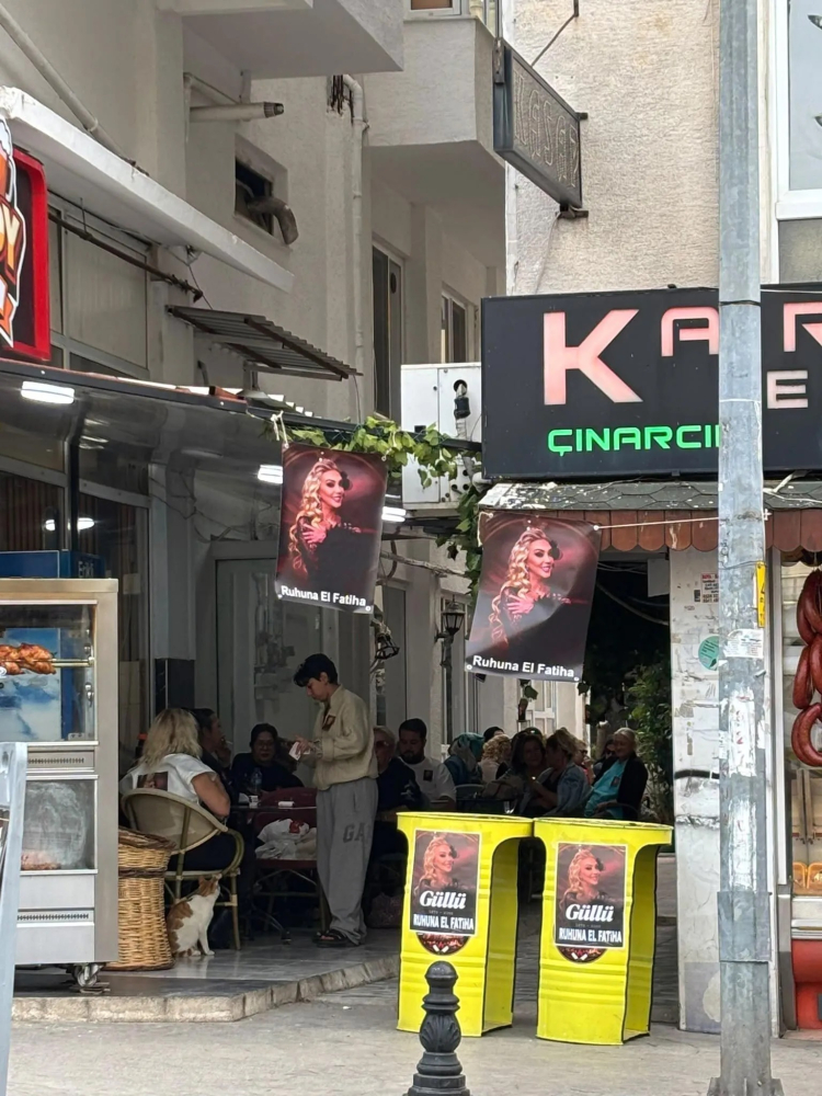 Güllü hayatını kaybettiği evinin önünde dualarla anıldı