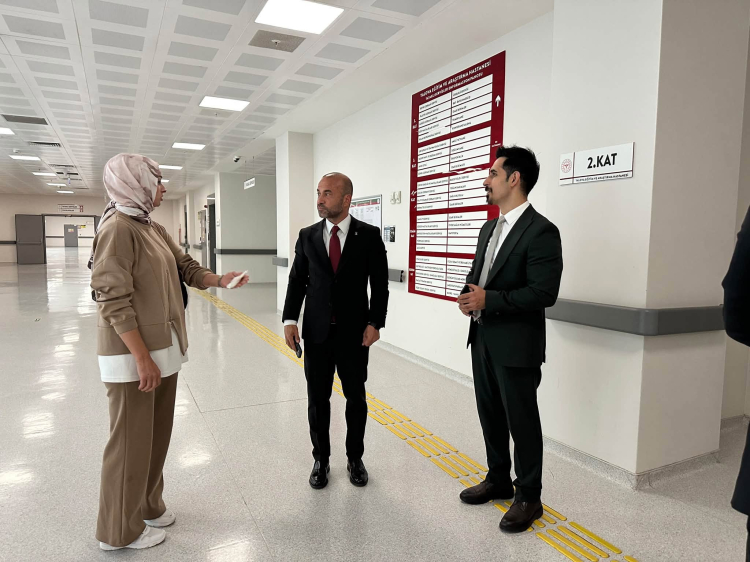 AK Parti Yalova İl Başkanı Umut Güçlü, Eğitim ve Araştırma Hastanesinin bölgesel bir çekim merkezi hâline geldiğine dikkati çekti.