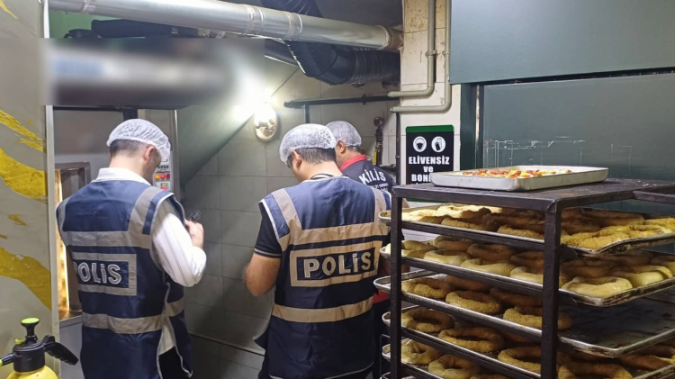 Yalova'da da eş zamanlı olarak gıda operasyonu gerçekleştirildi