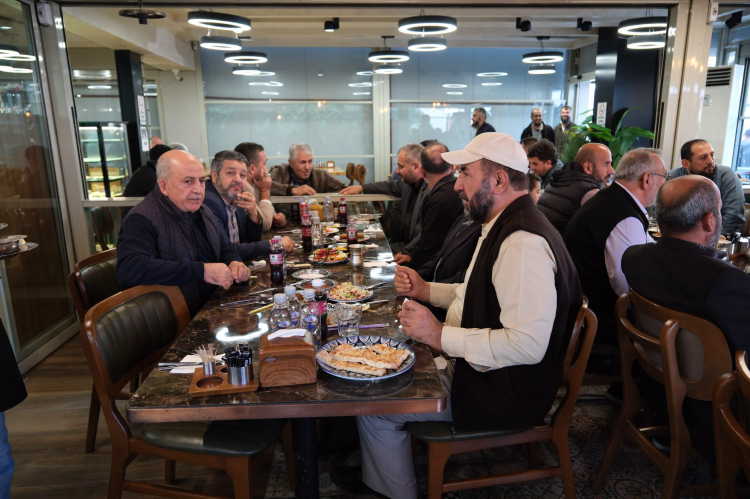 Altınova Belediyesi, Camiler ve Din Görevlileri Haftası kapsamında anlamlı bir etkinliğe ev sahipliği yaptı. 