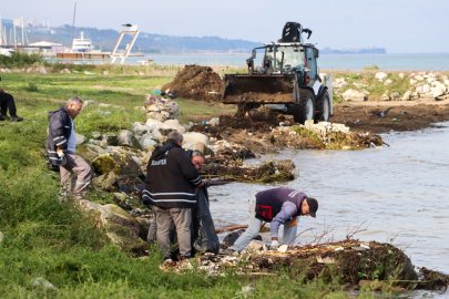 Yalova Belediyesi'nden Doğu Sahil Bandında kapsamlı temizlik