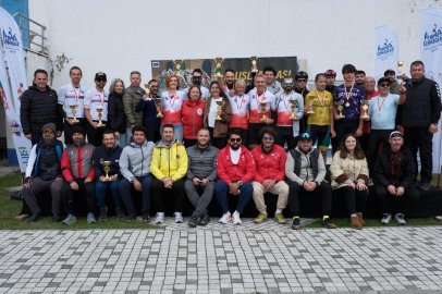 Yalovalı sporcular madalyalarla döndü