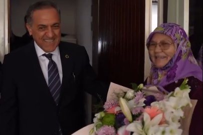 Vali Usta bastonla mazgalları temizleyen Remziye Teyze’ye misafir oldu