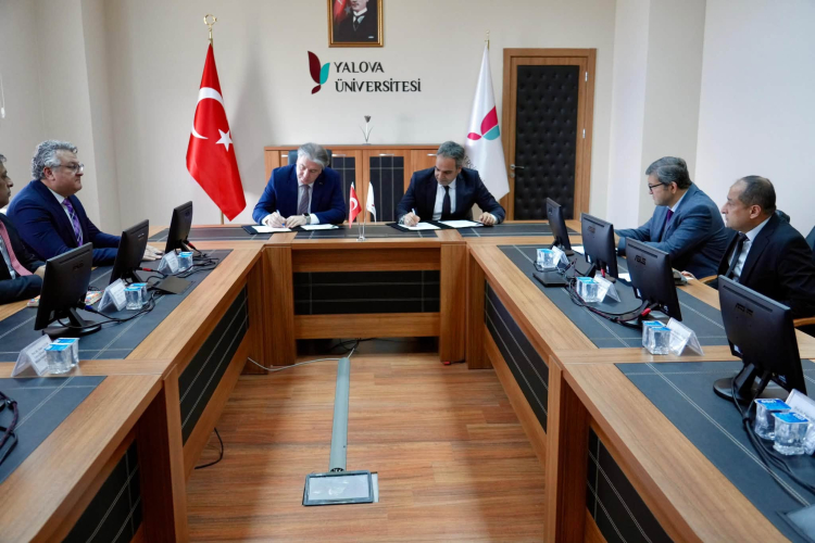 Yalova'da sporcuların gelişimini bilimsel yöntemlerle desteklemek ve sportif başarıyı artırmak amacıyla iş birliği protokolü imzalandı