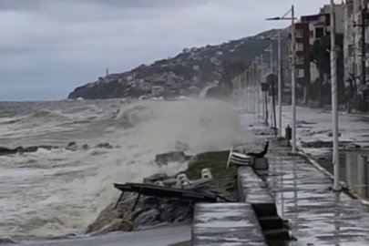 Bir fırtına uyarısı da Yalova Valiliği’nden! Saatte 75 km hızla esecek